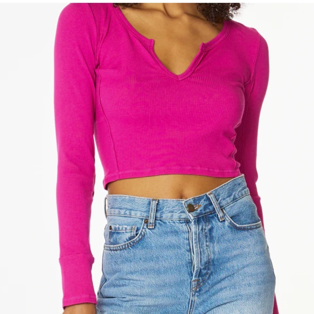 NWT Bobi of Los Angeles Split V-Neck Long Sleeve Top in Dragonfruit